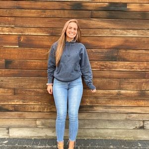 Meet your Posher, Anna